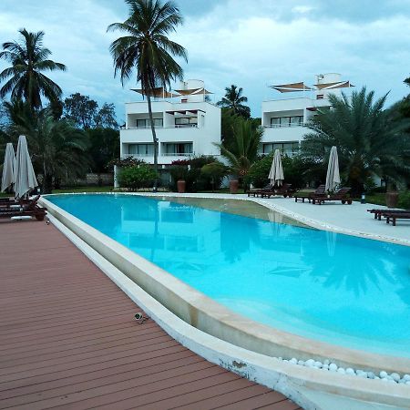 Villa Kalista Luxury Villas ディアニ・ビーチ エクステリア 写真